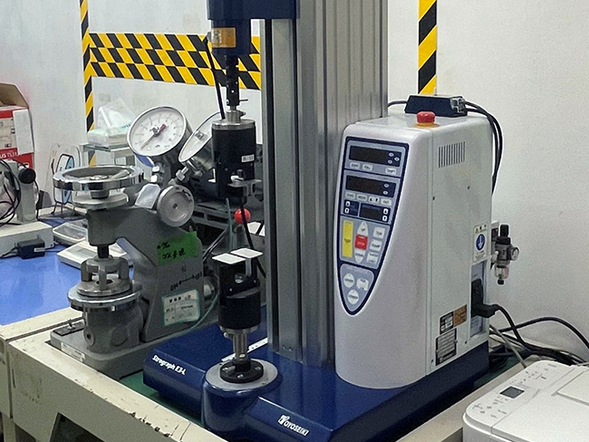 引張試験機(機械的強度試験機)